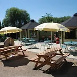 Camping Mobil 4 Pers, Terrasse, Cuisine Equipee - Api-1-52-409 *