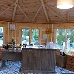 Mobil 4 Pers, Terrasse, Cuisine Equipee - Api-1-52-409 Camping *