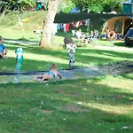 Mobil 4 Pers, Terrasse, Cuisine Equipee - Api-1-52-409 Camping Crissé